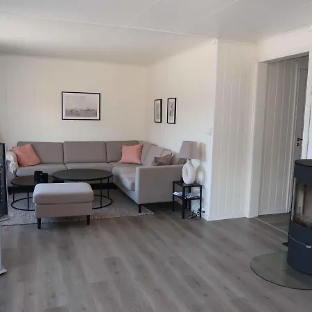 Holiday Furuholmen - Fjs293 By Interhome Holiday home Lavik (Sogn og Fjordane)