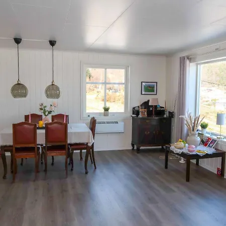 Holiday home Holiday Furuholmen - Fjs293 By Interhome Lavik (Sogn og Fjordane)